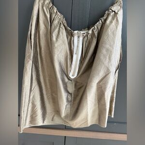 D&G Dolce & Gabbana 100% Silk Gold Skirt • 40